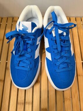 New Balance Blue & White CT302 Box Label